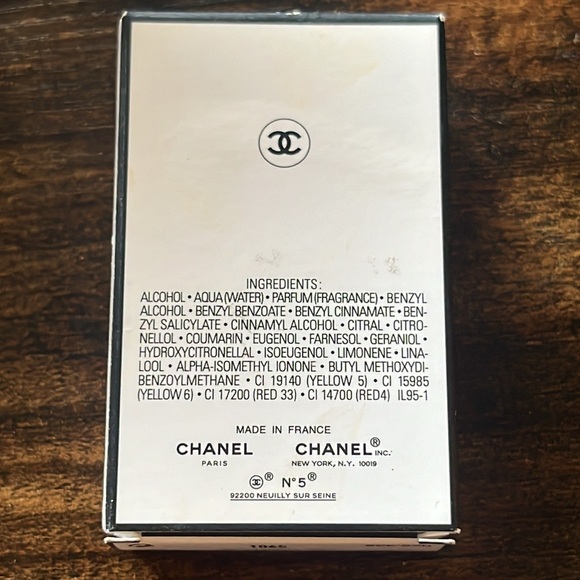 Chanel #5 eau de parfum sample - Picture 3 of 3